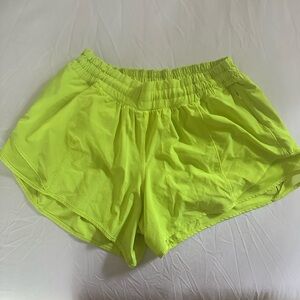 Lululemon Hotty Hot Shorts size 12